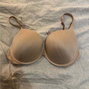 Victoria's Secret Tan T Shirt Bra Adjustable Straps